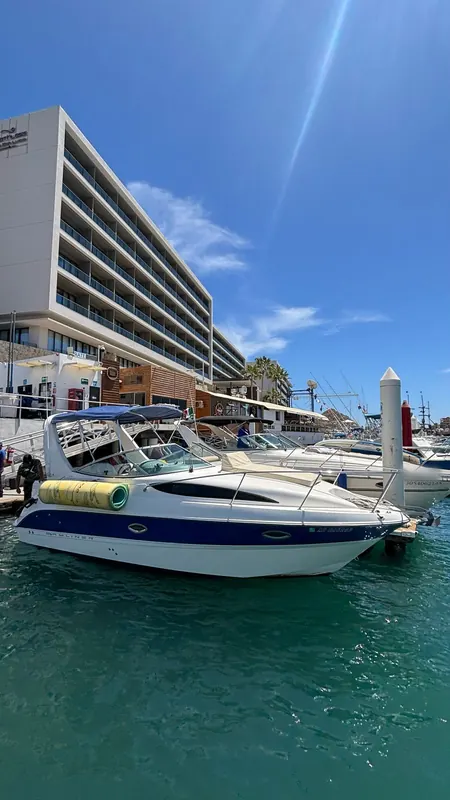 Yate privado Bayliner 30 en Cabo San Lucas
